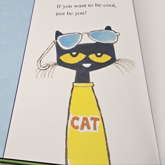 Pete the Cat Storybook Collection Bundle - Picture 3 of 6